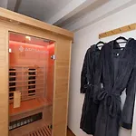 Stylish Old Town With Infrared Sauna Apartman